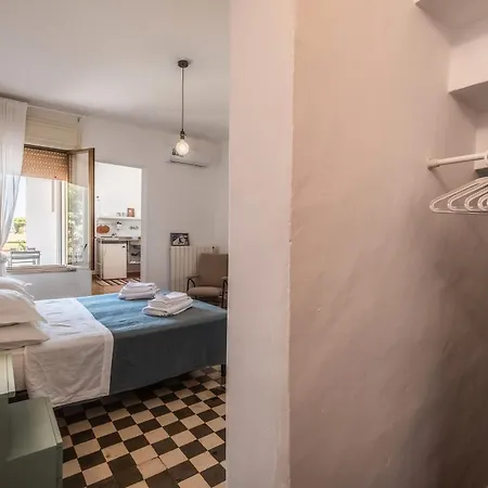 A Casa Di Legnointesta