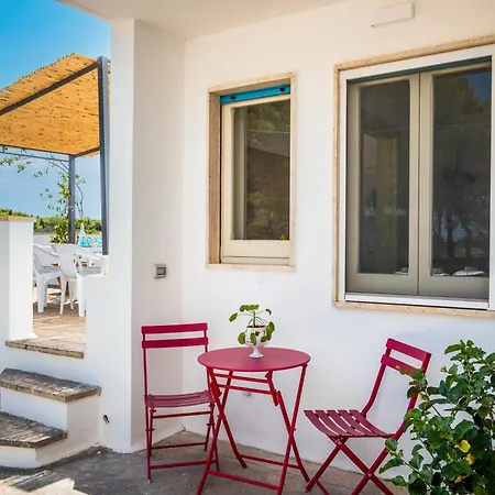 컨트리하우스 A Casa Di Legnointesta