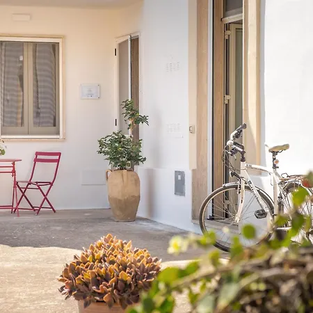 A Casa Di Legnointesta