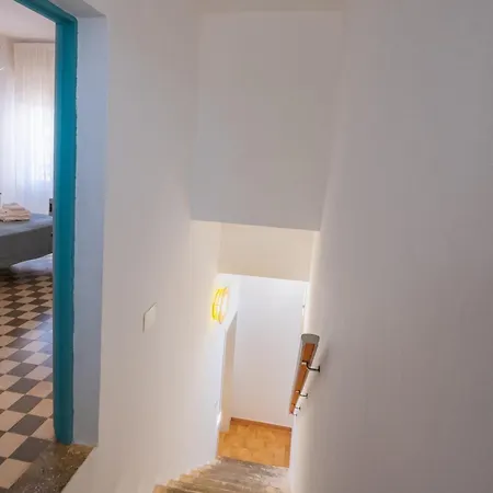 A Casa Di Legnointesta